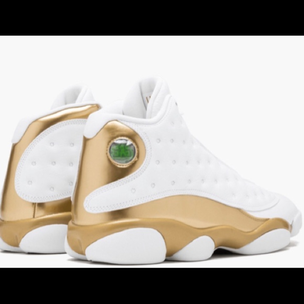 🔥Mens Air Jordan 13 Retro “Defining Moments” Gold/White. This pair is PREOWNED.